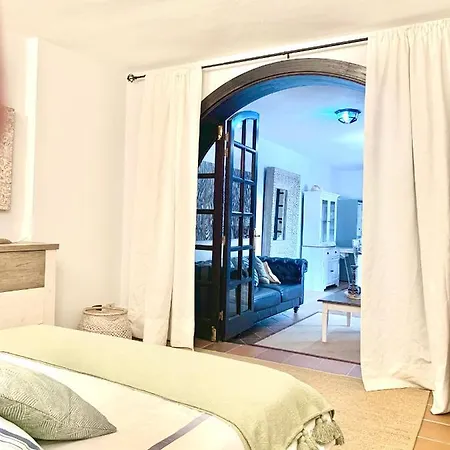 Your Holidays - Sta Monica - فيلة *