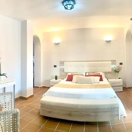 Your Holidays - Sta Monica - * Costa Adeje (Tenerife)