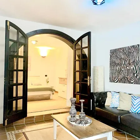 Your Holidays - Sta Monica - * Costa Adeje (Tenerife)