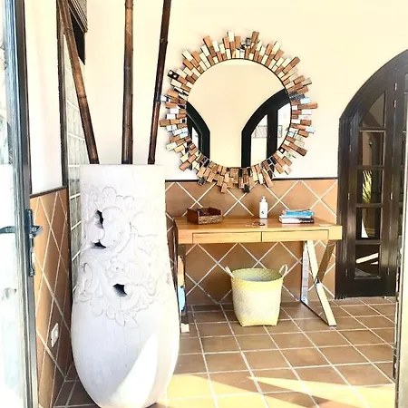 Your Holidays - Sta Monica - *