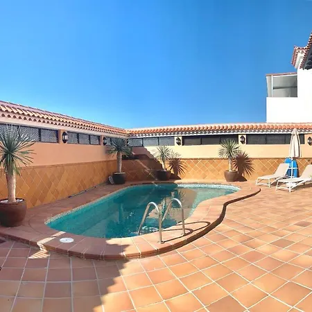 Your Holidays - Sta Monica - Vila