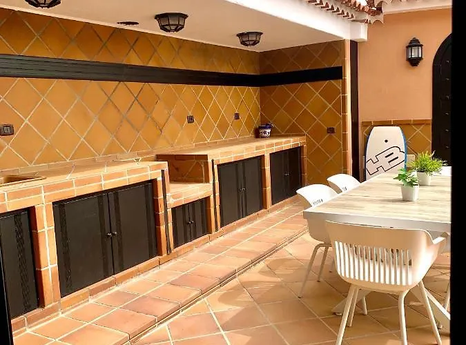 Your Holidays - Sta Monica - Вилла