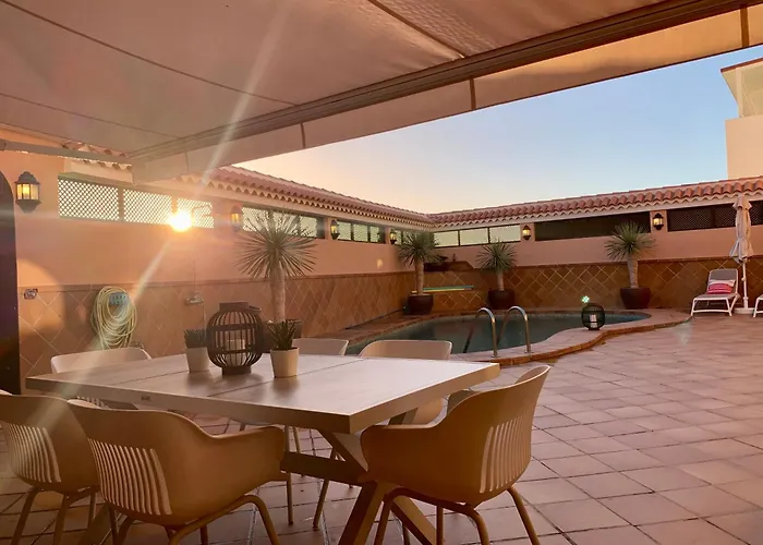 Your Holidays - Sta Monica - * Адехе