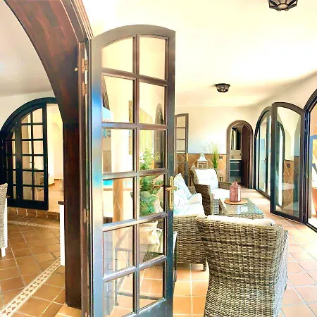 Your Holidays - Sta Mónica - *