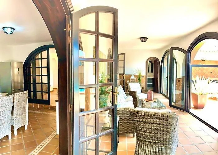 Your Holidays - Sta Mónica - *