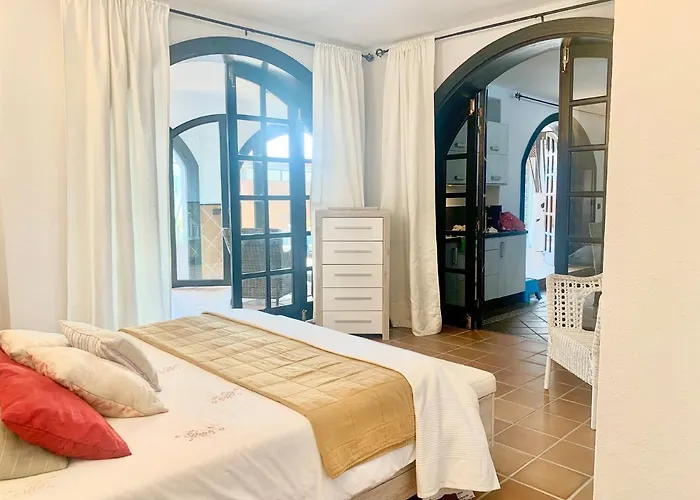 Your Holidays - Sta Mónica - Villa *